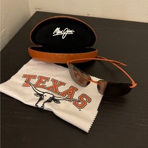RARE!! Maui Jim University of Texas Longhorns MJ Sport 422-1605C Worn Once
